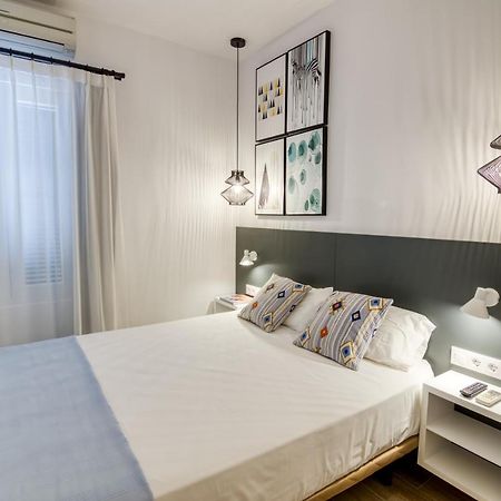 Hostal La Isla Mahón Eksteriør billede