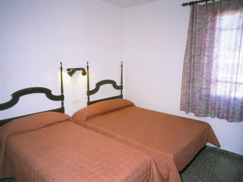Hostal La Isla Mahón Eksteriør billede